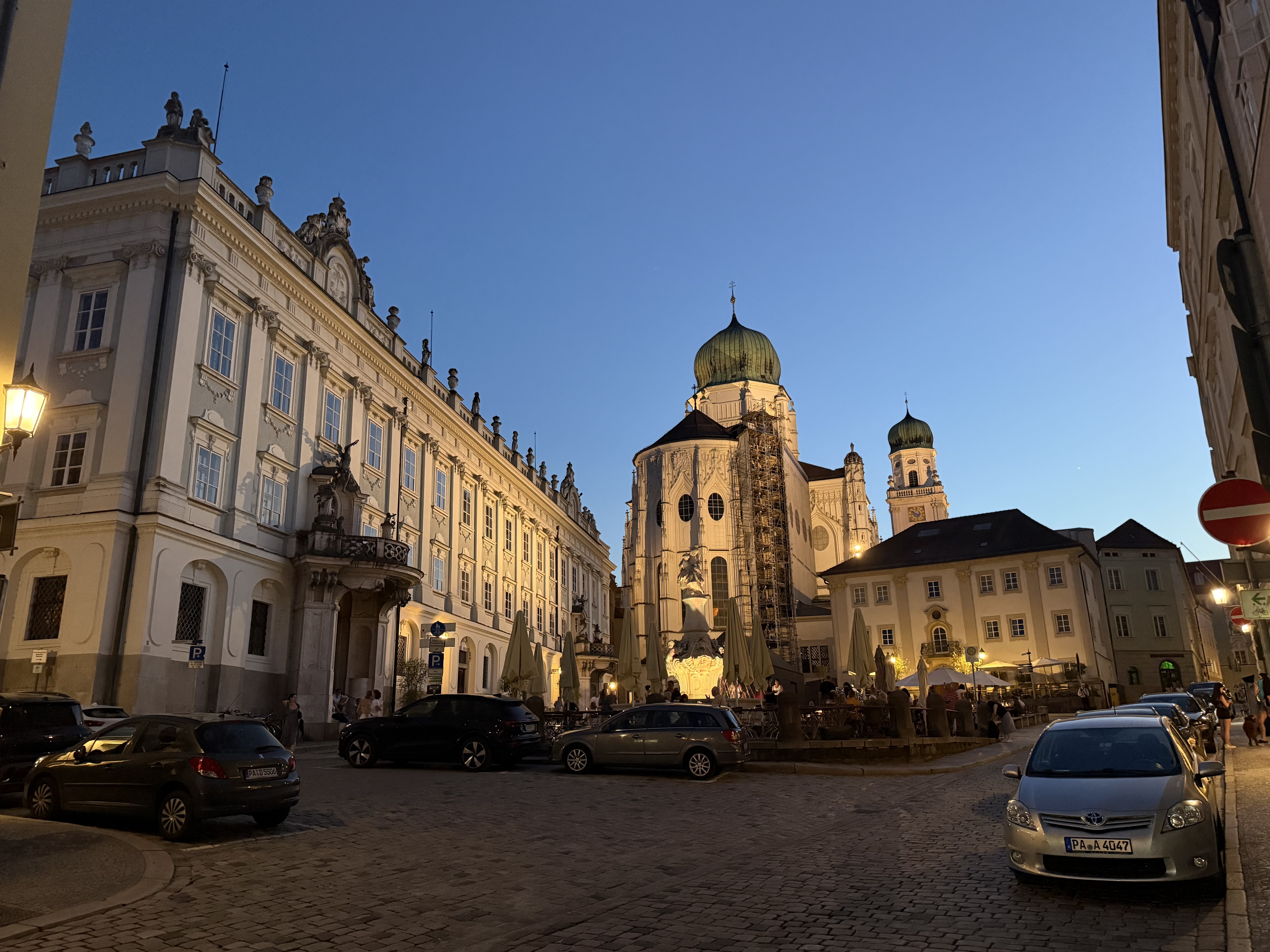 Passau at night